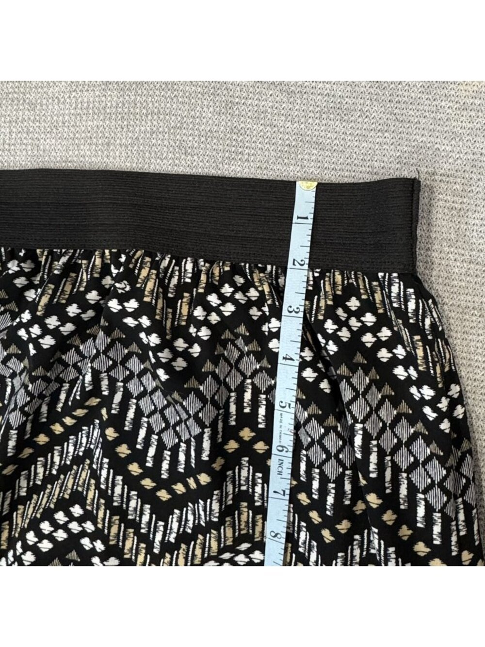 Discreet Maxi Skirt M Pull On Side Slits Elastic Waist Chevron Black Cream Tan - Picture 16 of 16